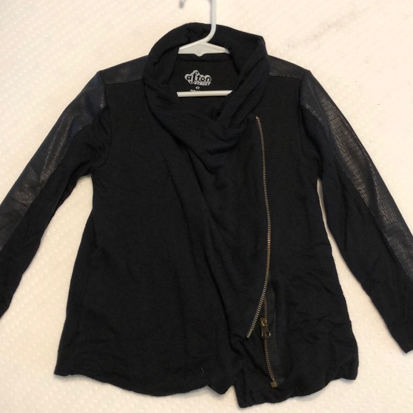 Afton Street black side zip jacket or top, super trendy - Picture 4 of 8